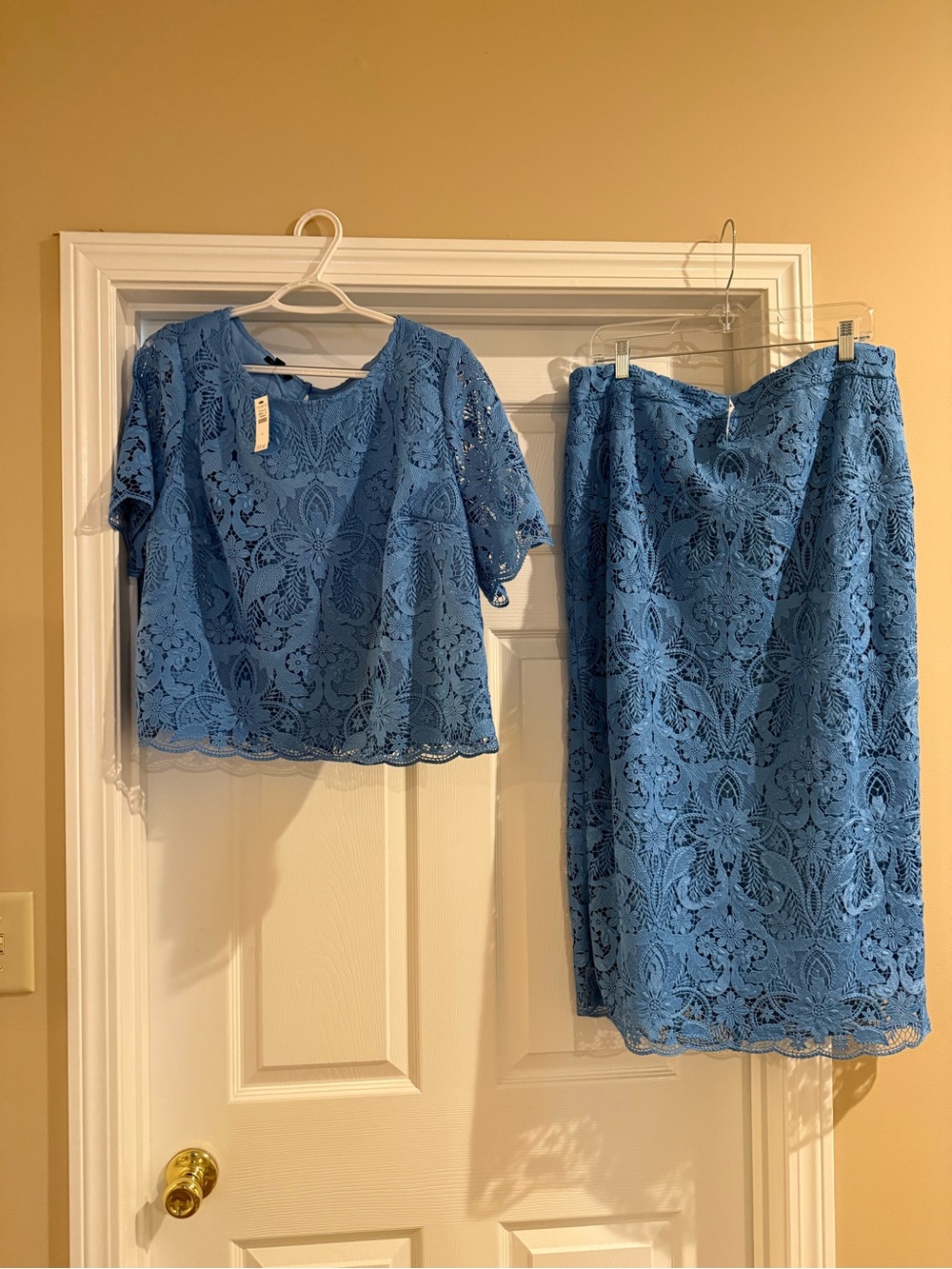 Talbots Matching Set – NWT – Size Large